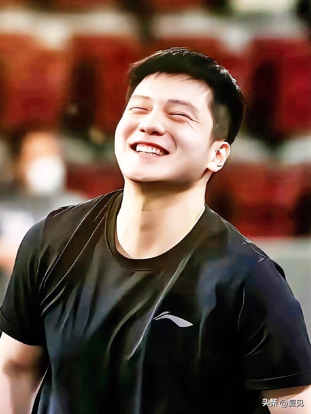 日本队险胜奥地利队,樊振东统治全场 日本队险胜奥地利队,樊振东统治全场