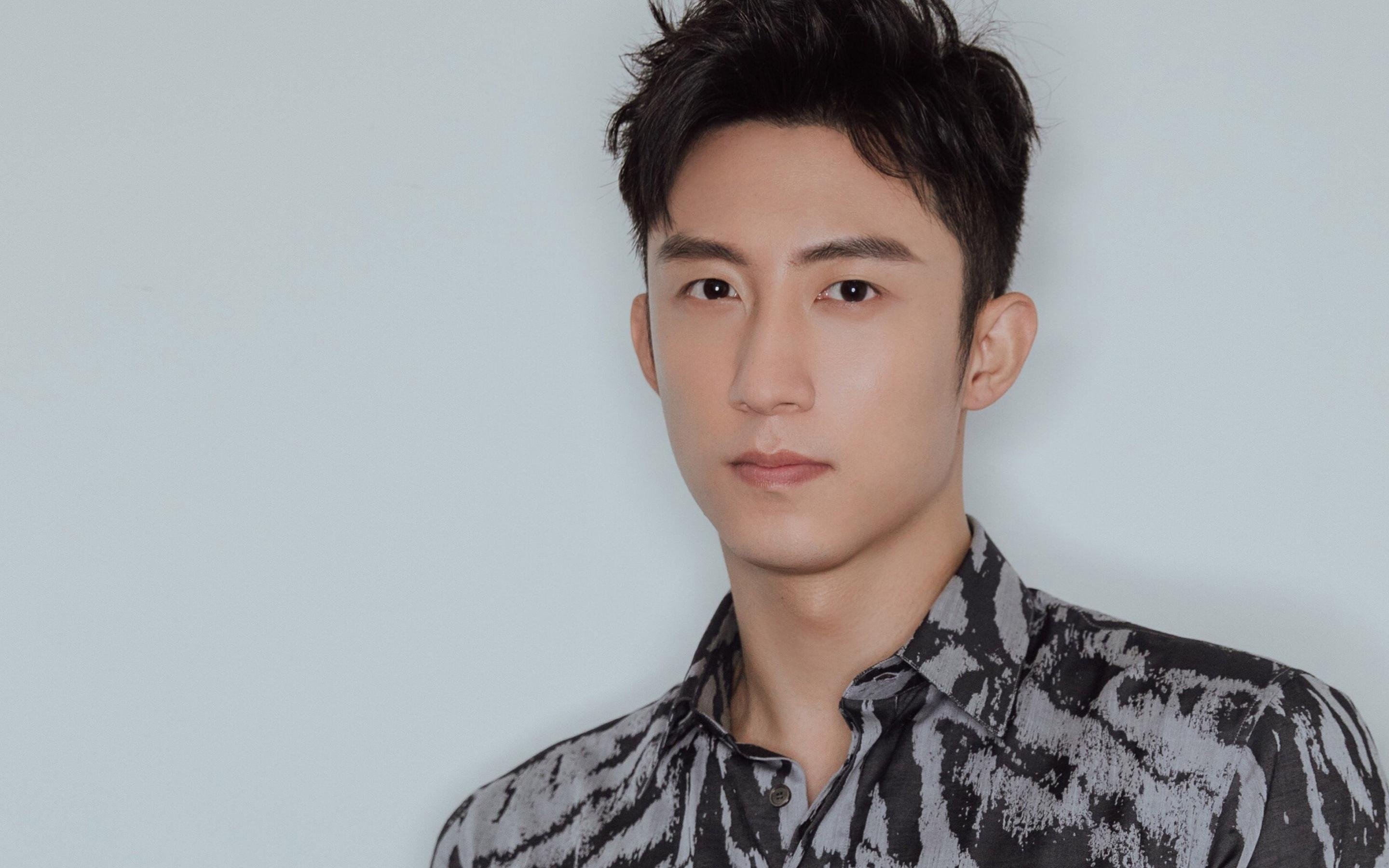 横扫强敌，一击定乾坤，石宇奇领军泰国队缔造羽坛惊奇夜