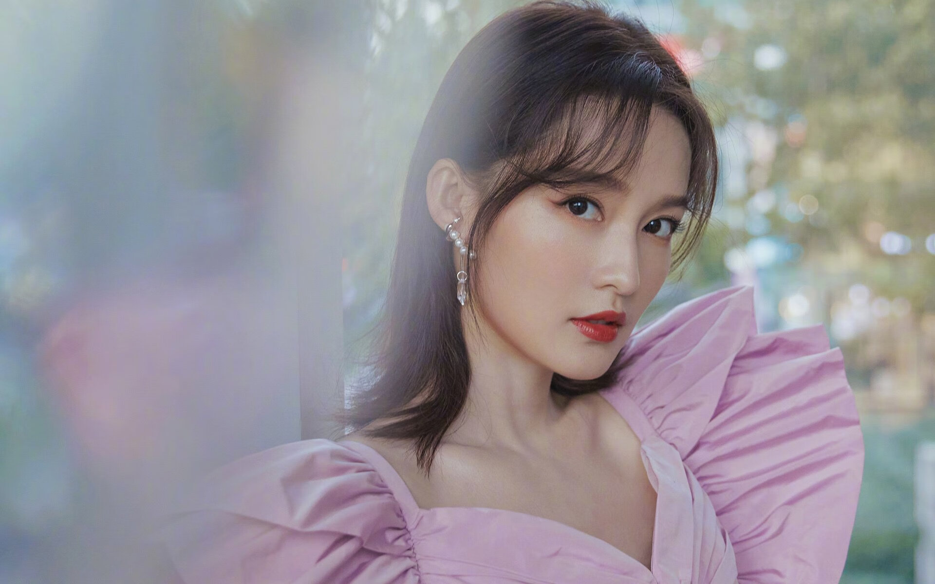 擎天白玉柱！戈贝尔23+18碾碎马刺内线，广厦用一波流终结悬念