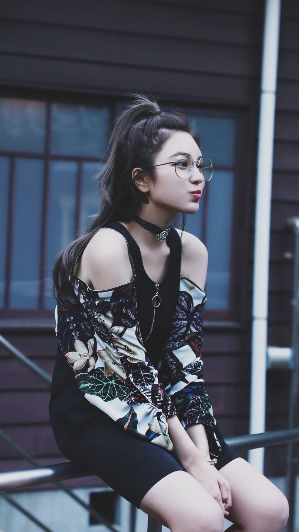 跨界救赎之夜，当戈贝尔化身叹息之墙，德甲争冠战惊现篮球巨人的足球狂想曲