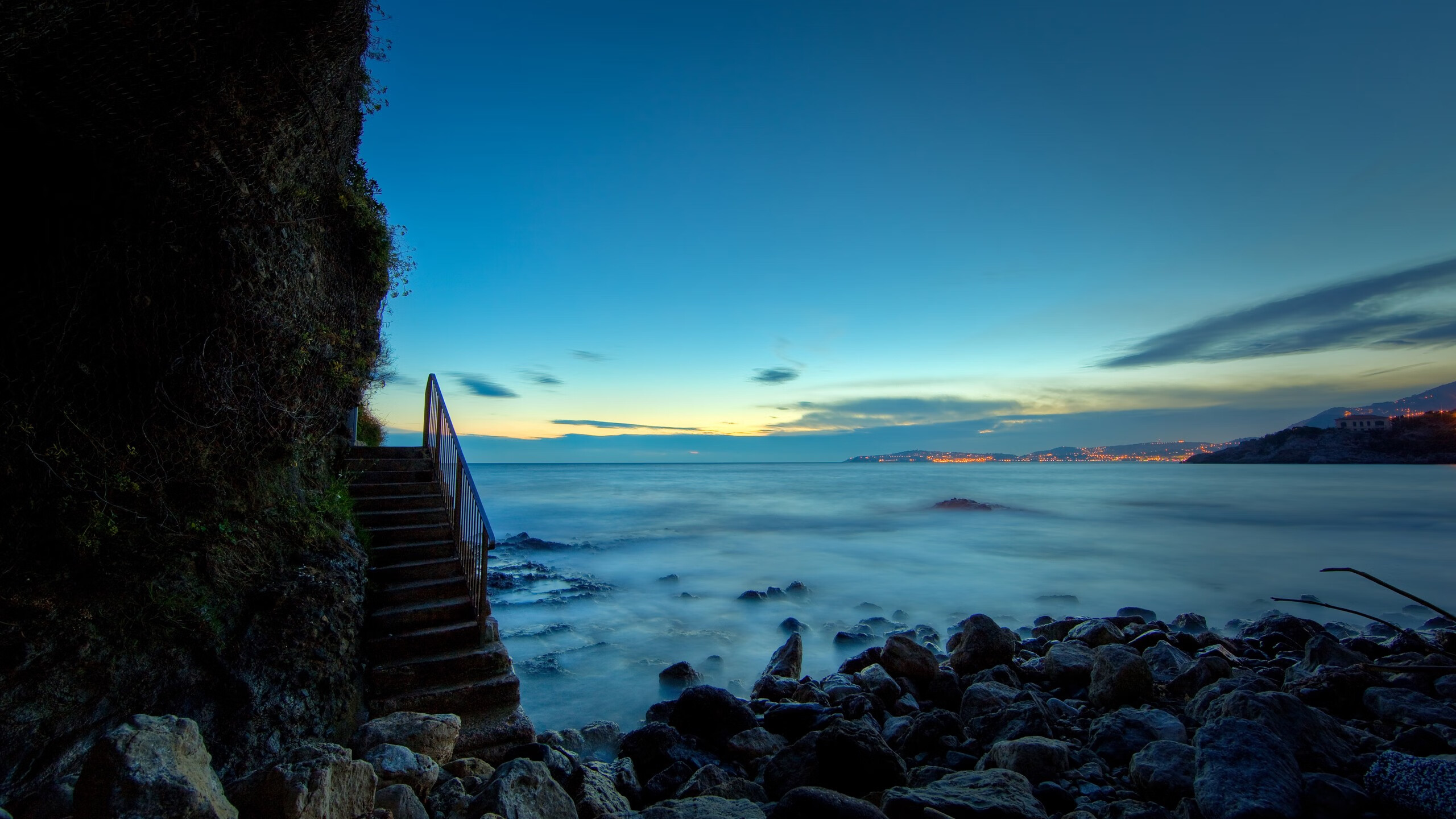 冰与火的对决，米切尔末节狂飙撕裂防线，开拓者团队洪流淹没太阳